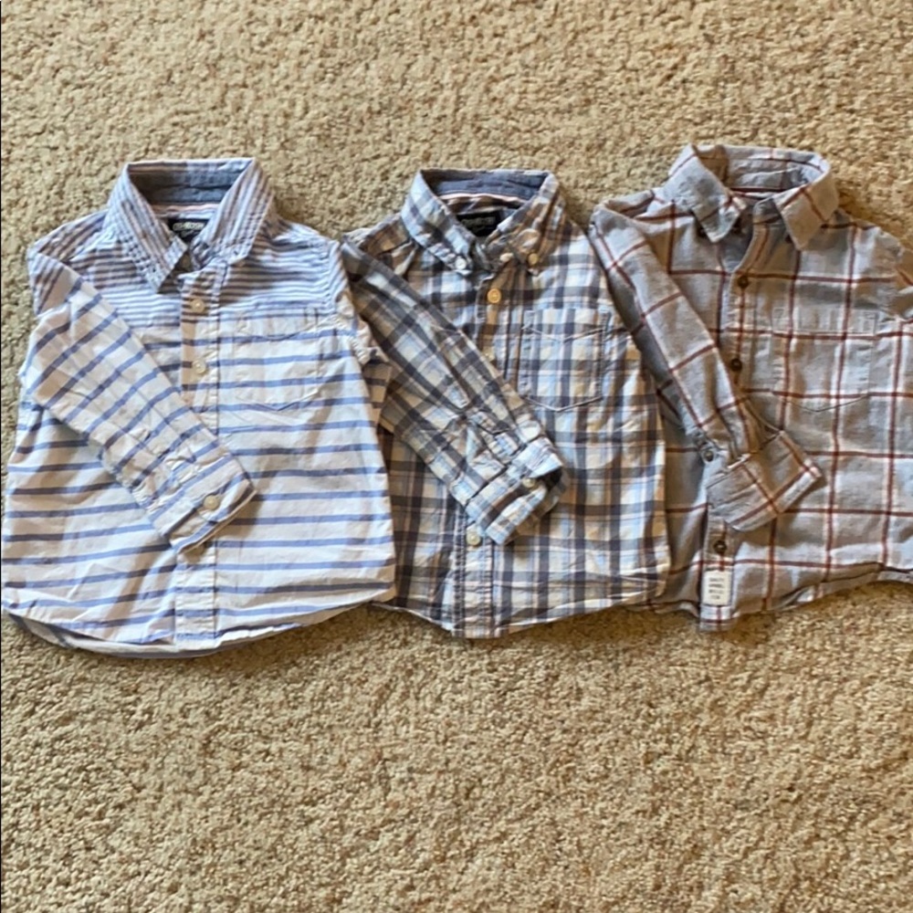 🔥🔥3/$20 Three button down shirts